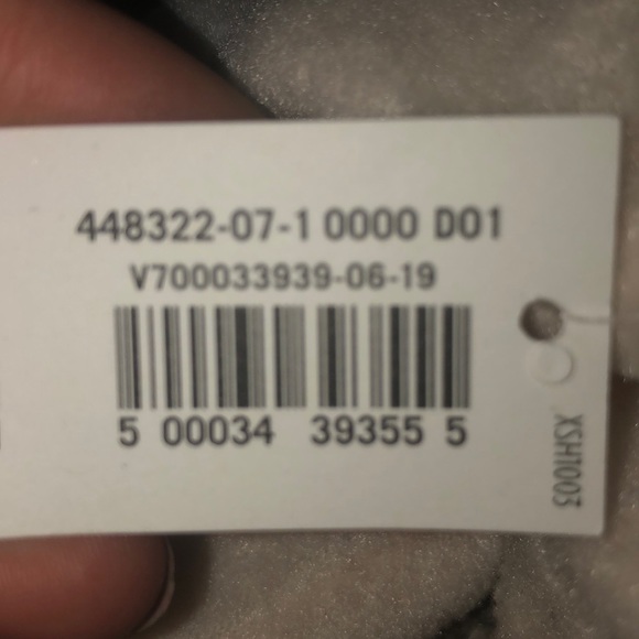 Gloves - Picture 4 of 4